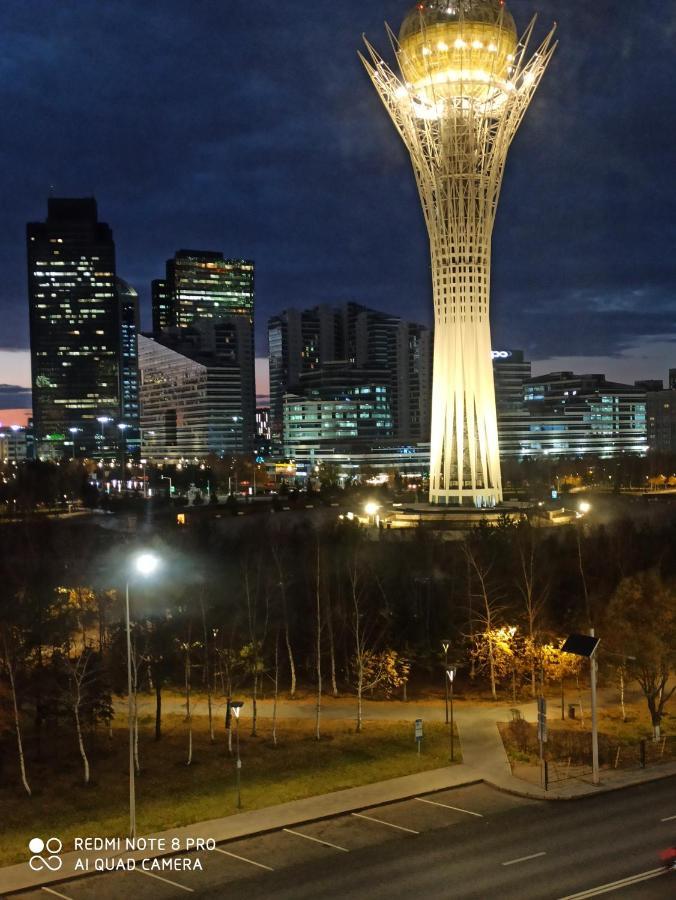 Апартаменты В Центре Левого Берега Astana Ngoại thất bức ảnh